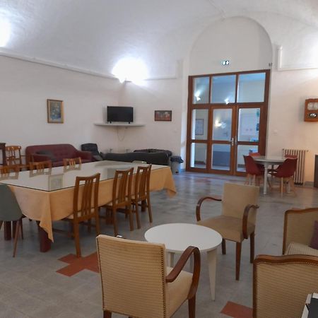 Centre Louis Ormieres Hotel Montauban Exterior photo