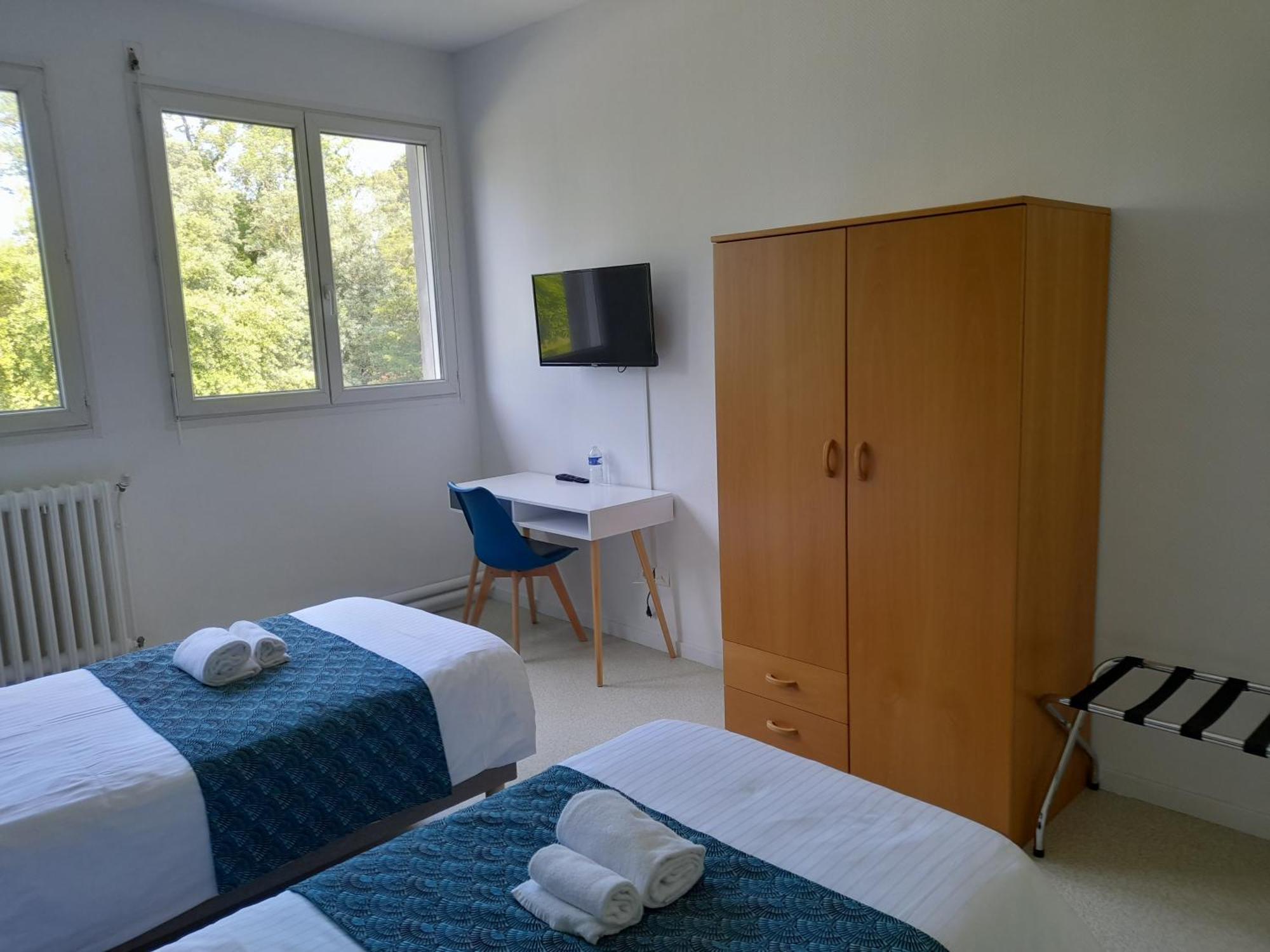 Centre Louis Ormieres Hotel Montauban Exterior photo